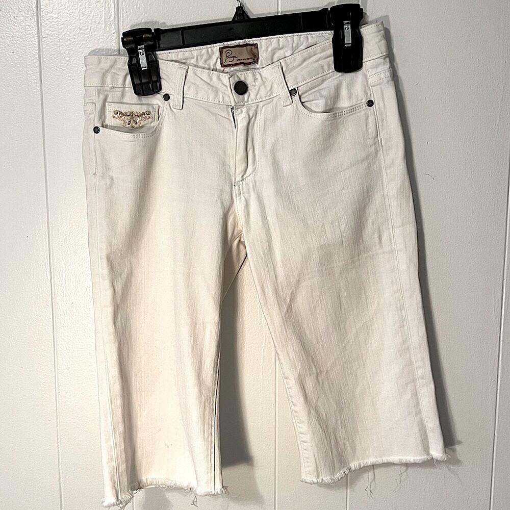 Paige premium denim white Bermuda long shorts size 27 frayed cut off coastal